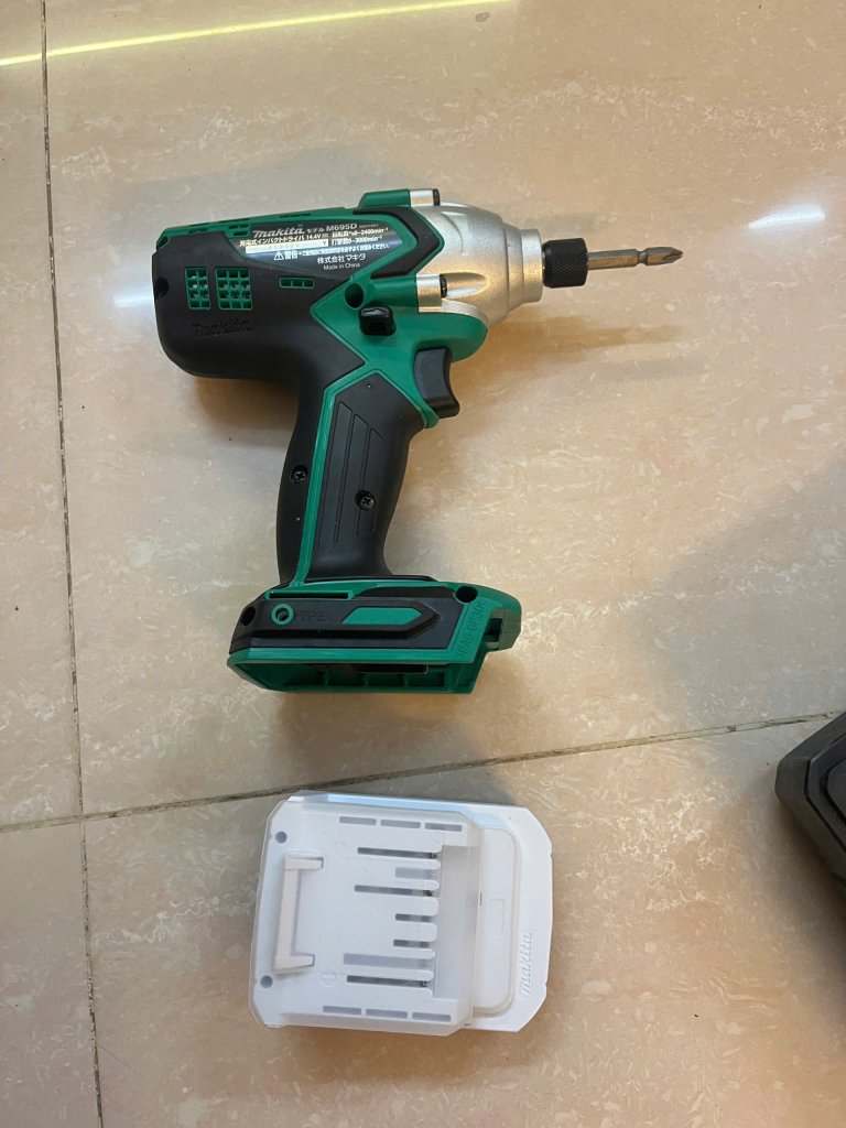 z6565632098488_fb24ca4bf6f8a96df9e9485c6cd6e725.jpg
