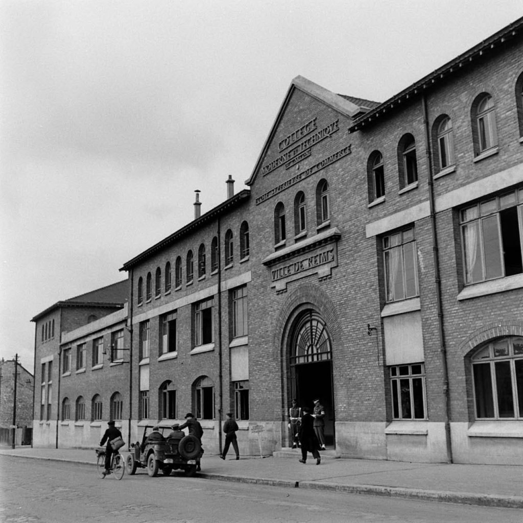 Chiến thắng 1945_5_7 (1).jpg