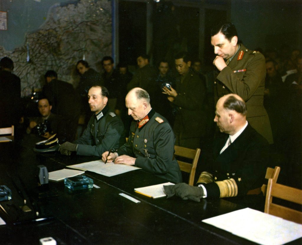 Chiến thắng 1945_5_7 (11).jpg