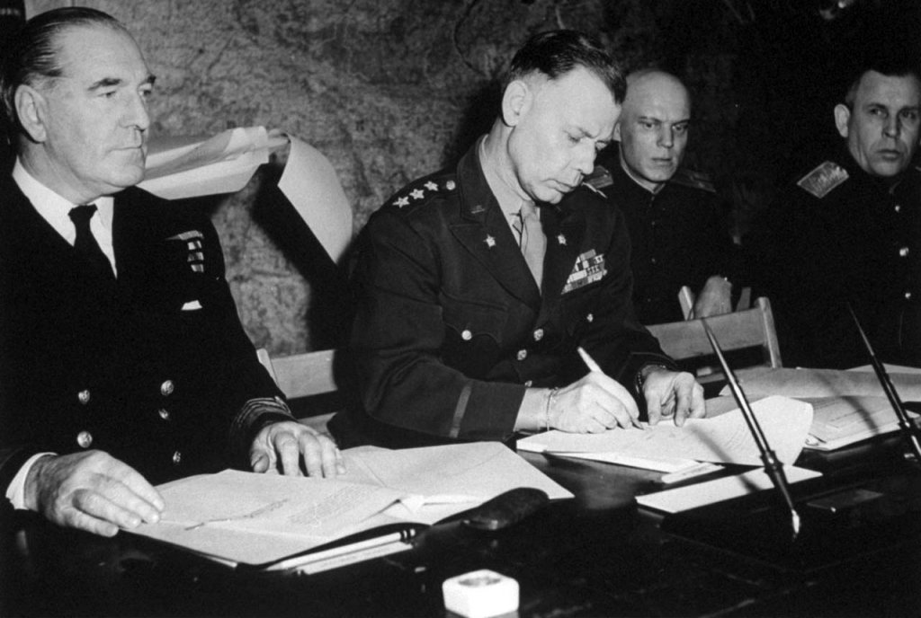 Chiến thắng 1945_5_7 (17).jpg