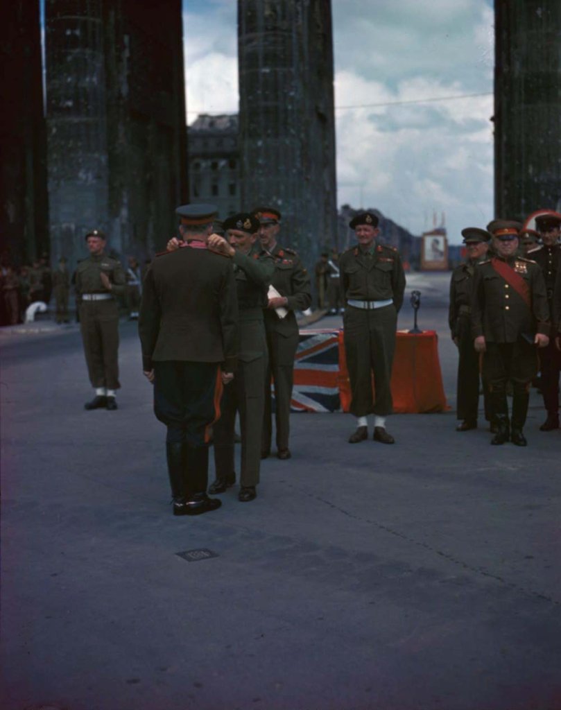 Chiến thắng 1945_7_12 (9).jpg