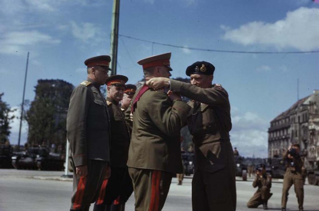 Chiến thắng 1945_7_12 (13).jpg