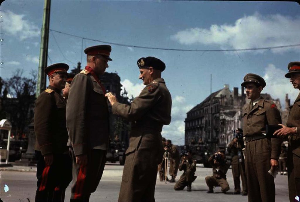 Chiến thắng 1945_7_12 (14).jpg
