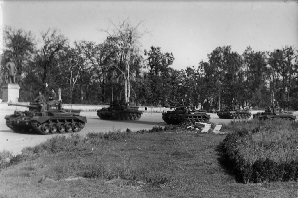 Chiến thắng 1945_9_7 (9).jpg