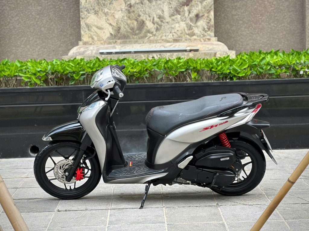 z6576751249926_343292d1221b66bef17bd16f228f894f.jpg