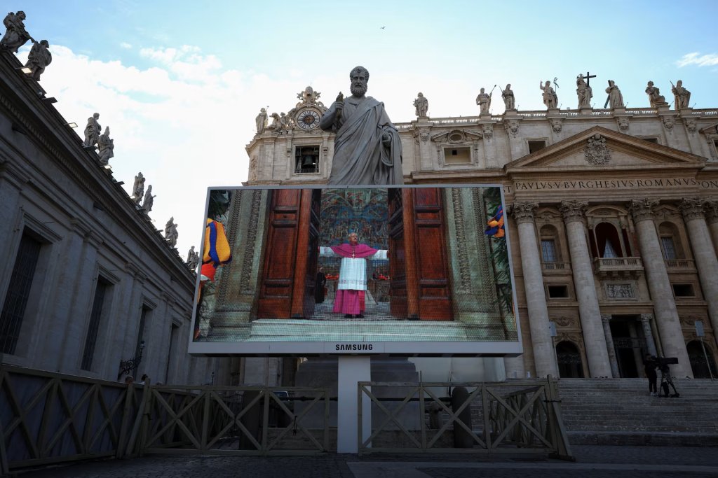 Vatican 2025_5_7 (10).jpg