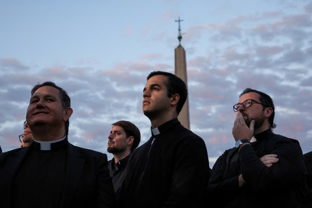Vatican 2025_5_7 (5).jpg