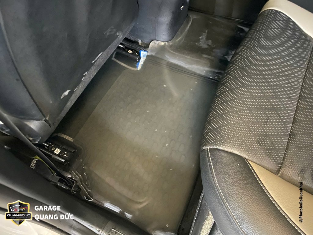 xe ngap nuoc quangducauto khaiphuchoi (2).jpg