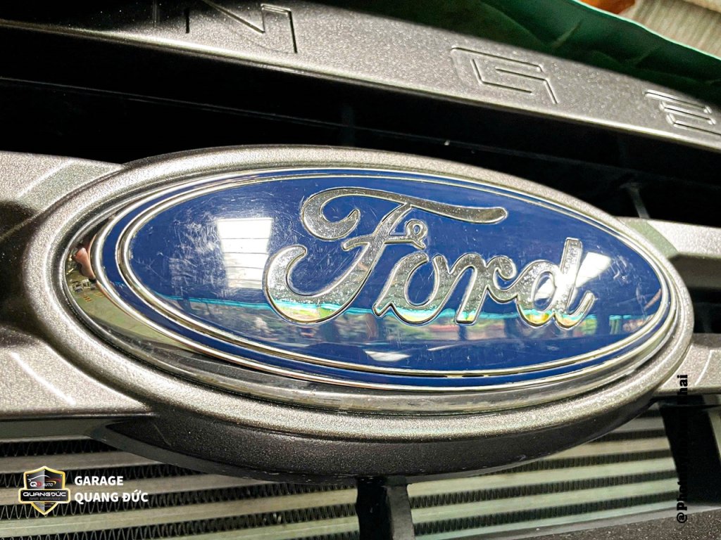 FORD RANGER MÀU CAM - TAI NẠN ĐẦU ĐUÔI, BUNG TÚI KHÍ quangducauto khaiphuchoi (2).jpg