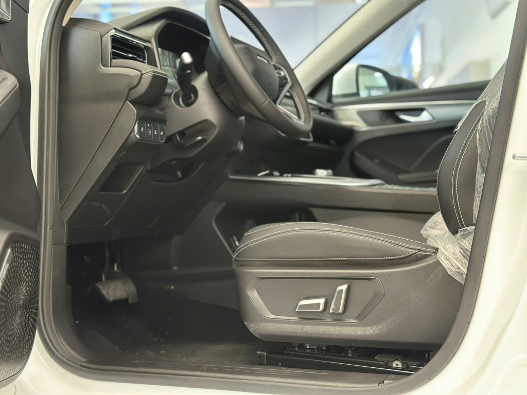 z6552781315319_8ac4317e0150e571775bfa8f81360e34.jpg