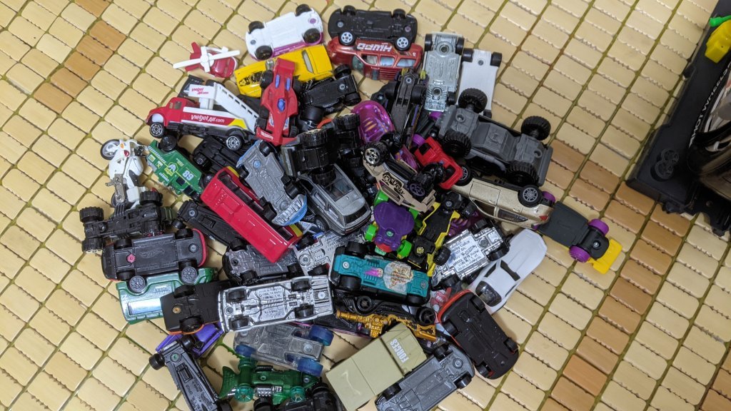 8490152-6960e673a2c4d10870a46ba840752c17.jpg