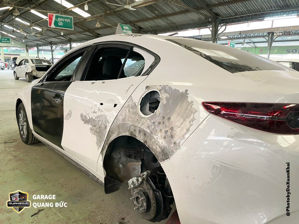 MAZDA3 2024 - HÔNG MÓP CỬA TRƯỚC SAU BÊN LÁI khaiphuchoi quangduc (21).jpg