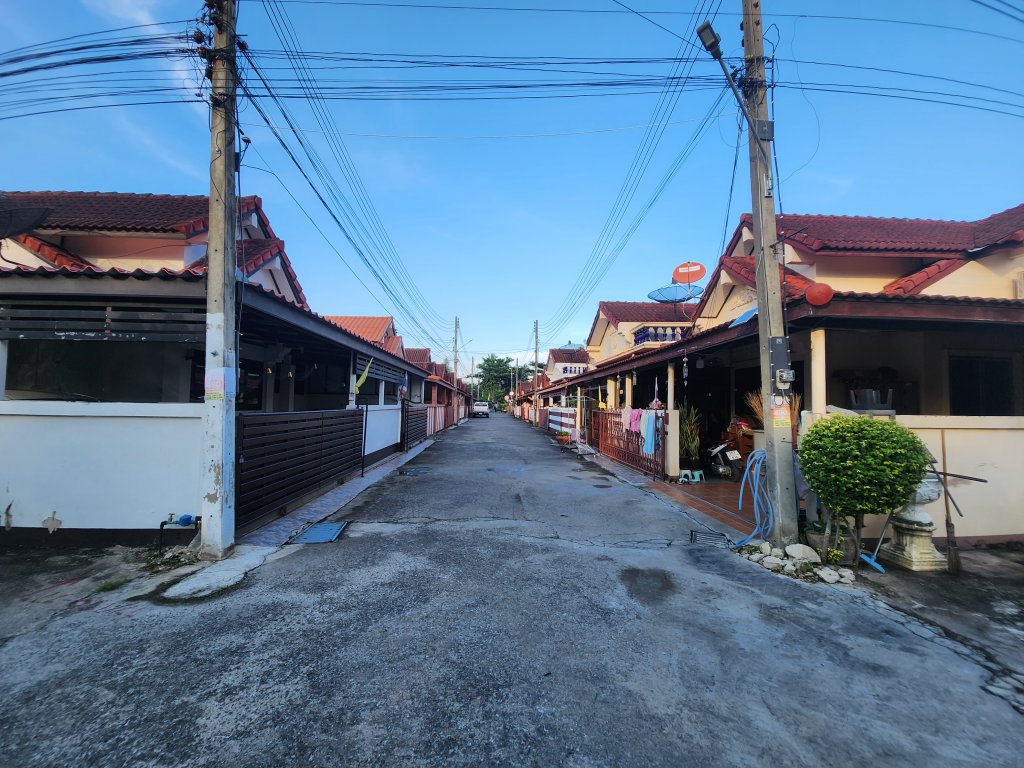 102.jpg