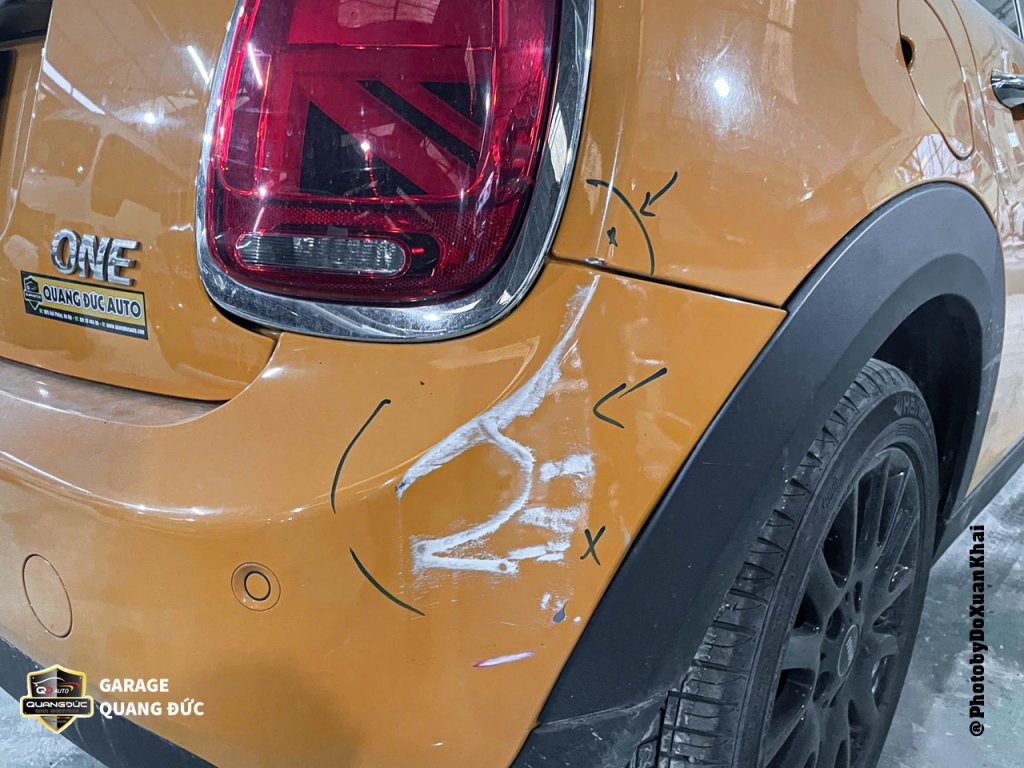 MINI COOPER ONE - XƯỚC CẢN , CỬA ĐÁNH BÓNG CẢ XE Quangducauto khaiphuchoi  (5).jpg