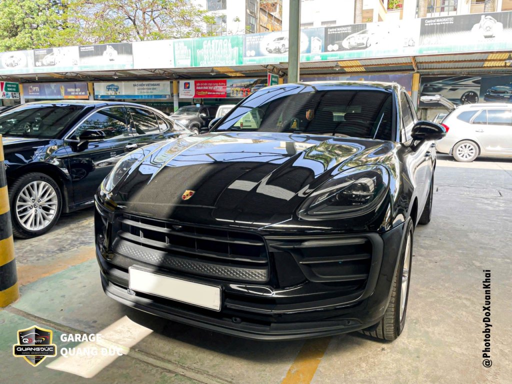 PORSCHE MACAN - MÓP HÔNG, CỬA SAU LÁI quangducauto khaiphuchoi (3).jpg
