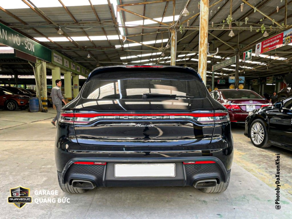 PORSCHE MACAN - MÓP HÔNG, CỬA SAU LÁI quangducauto khaiphuchoi (4).jpg