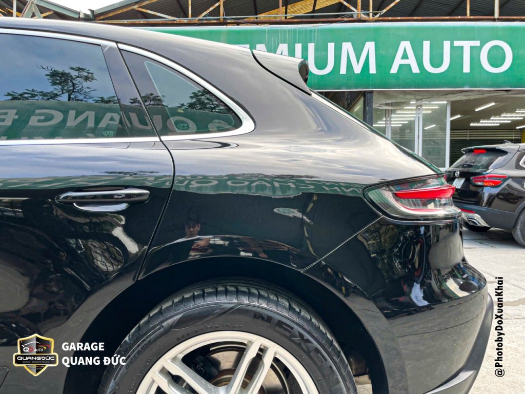 PORSCHE MACAN - MÓP HÔNG, CỬA SAU LÁI quangducauto khaiphuchoi (23).jpg