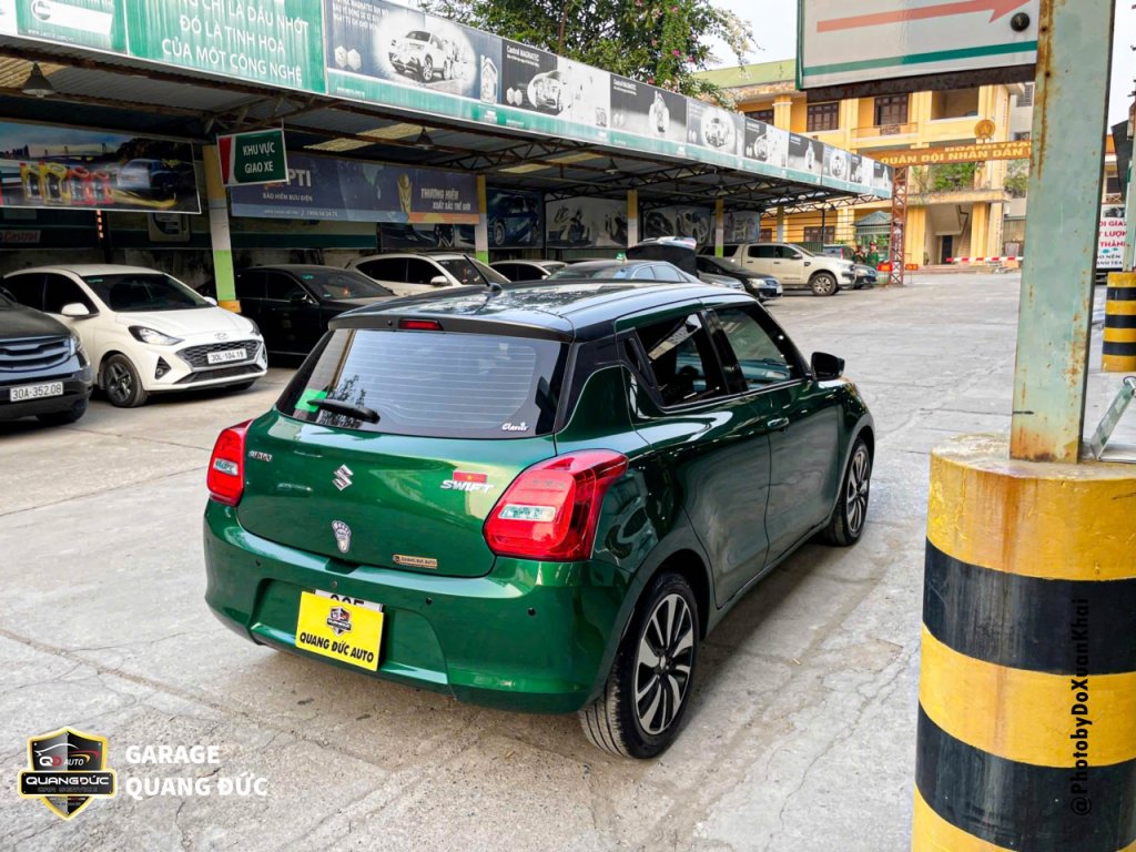 SUZUKI SWIFT -  ĐỔI MÀU TỪ XÁM SANG XANH LÁ TRỪ NÓC KHAIPHUCHOI QUANGDUCAUTO (20).jpg