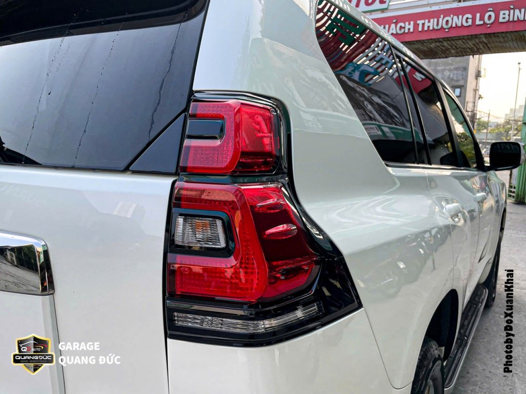 TOYOTA LANDCRUISER PRADO - THAY ĐÈN HẬU BÊN PHỤ quangduc khaiphuchoi (3).jpg