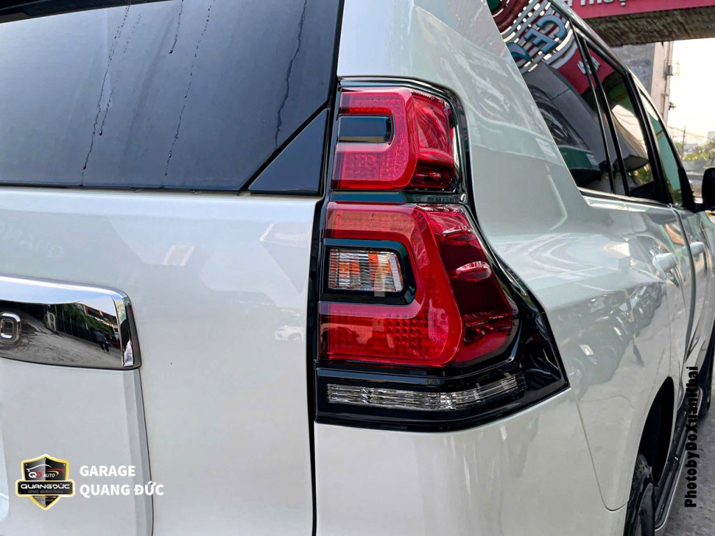 TOYOTA LANDCRUISER PRADO - THAY ĐÈN HẬU BÊN PHỤ quangduc khaiphuchoi (4).jpg