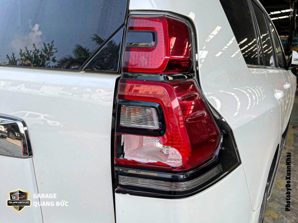 TOYOTA LANDCRUISER PRADO - THAY ĐÈN HẬU BÊN PHỤ quangduc khaiphuchoi (7).jpg