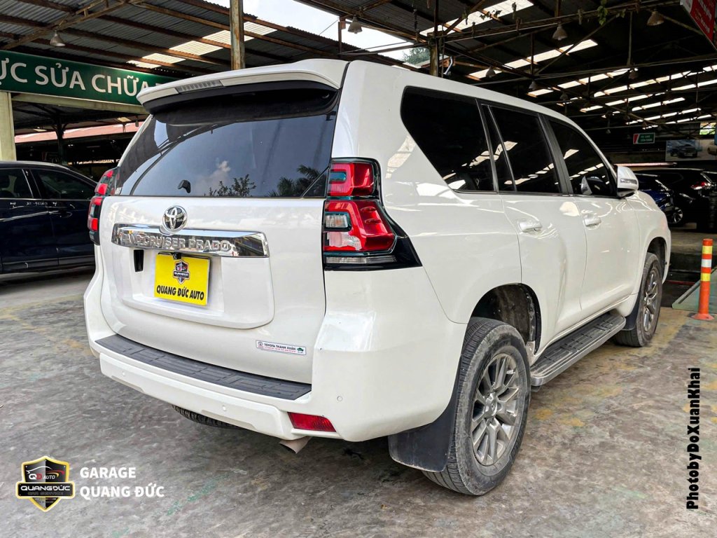 TOYOTA LANDCRUISER PRADO - THAY ĐÈN HẬU BÊN PHỤ quangduc khaiphuchoi (8).jpg