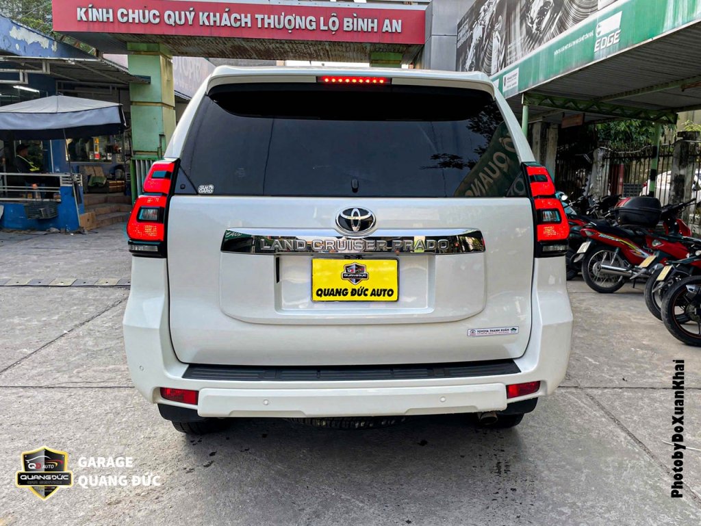 TOYOTA LANDCRUISER PRADO - THAY ĐÈN HẬU BÊN PHỤ quangduc khaiphuchoi (12).jpg
