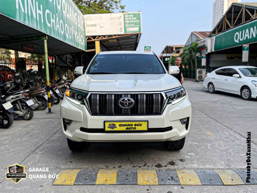 TOYOTA LANDCRUISER PRADO - THAY ĐÈN HẬU BÊN PHỤ quangduc khaiphuchoi (13).jpg