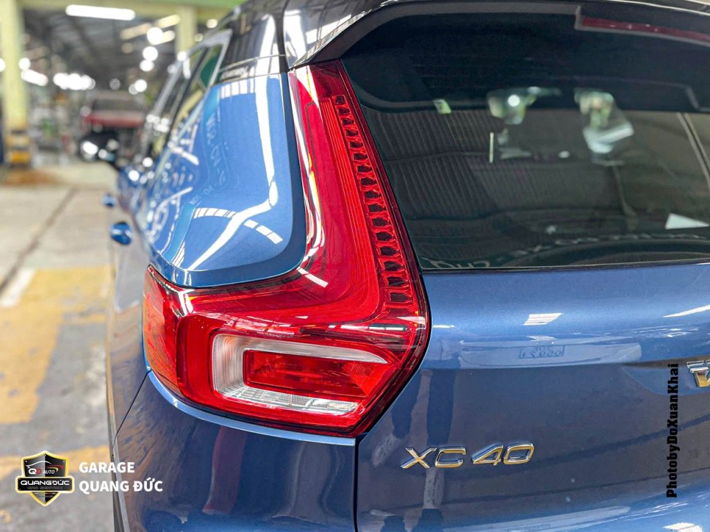 VOLVO XC40 2020 - THAY KÍNH HẬU, THAY ĐÈN HẬU LÁI QUANGDUC khaiphuchoi (7).jpg