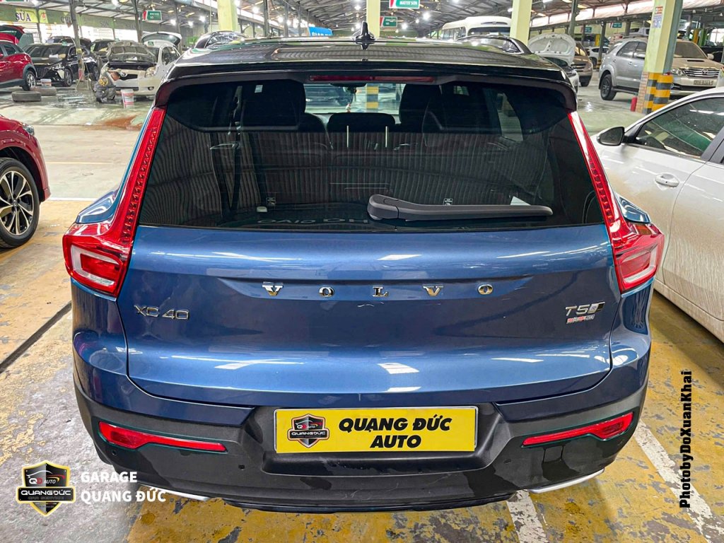 VOLVO XC40 2020 - THAY KÍNH HẬU, THAY ĐÈN HẬU LÁI QUANGDUC khaiphuchoi (8).jpg
