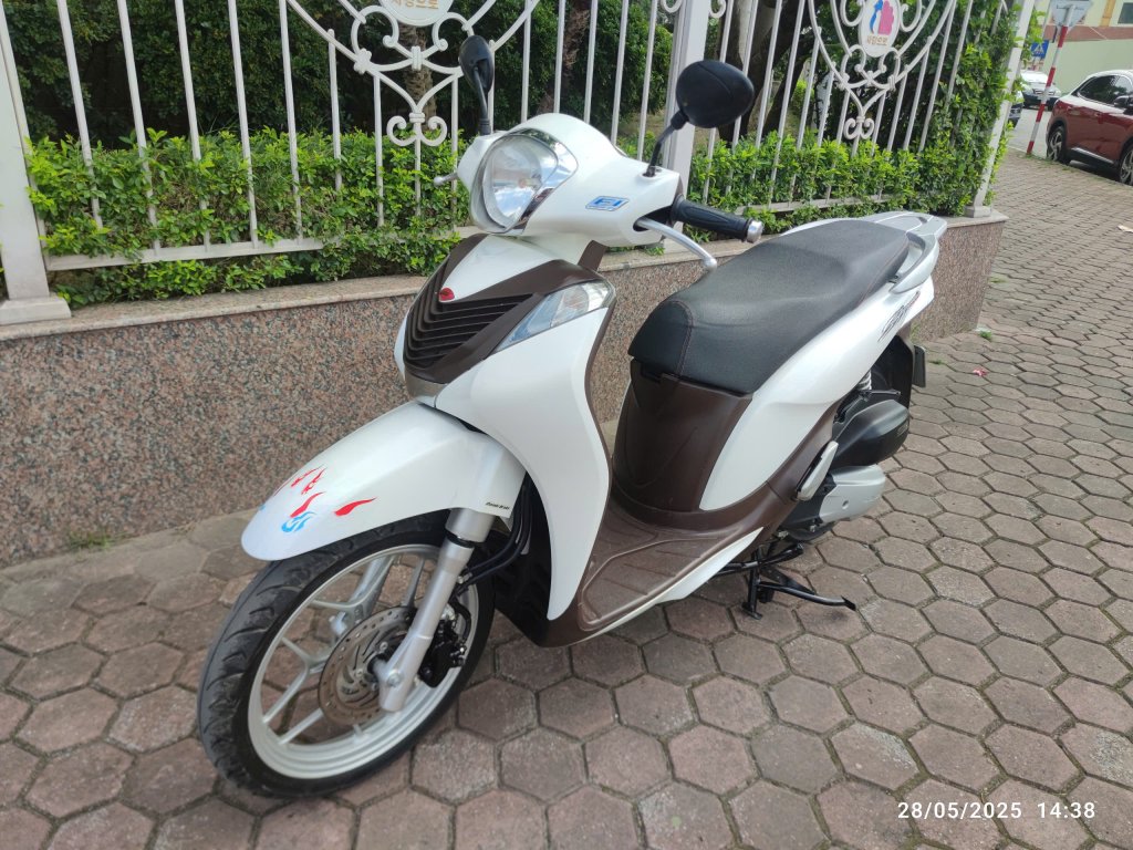 z6647712667266_59aab4d4ce8ee2da0a3ba45bb76fc0ed.jpg