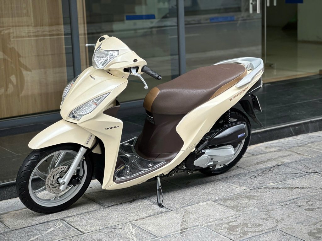 z6654675774058_fdf35acd5273a59b20e80602b2d0bb1a.jpg