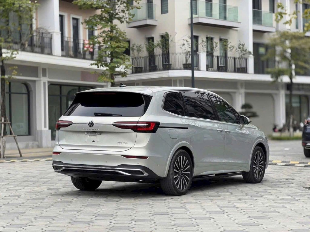 z6655191061133_e96e502d1831593799e299db98ef6286.jpg