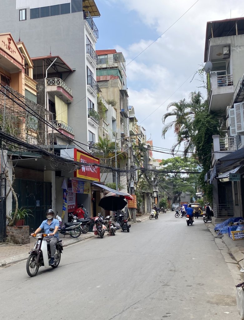 street.jpg
