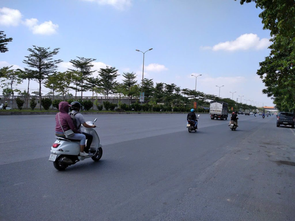 Dat mat duong Nguyen Duc Thuan Thach Ban Long Bien_2.jpg