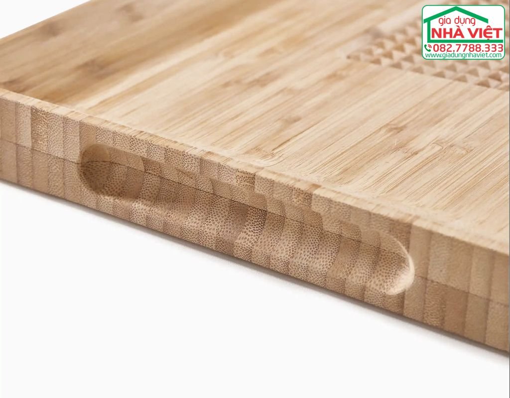 Thớt tre chữ nhật Cut&Carve™ Joseph Joseph 601421.jpg