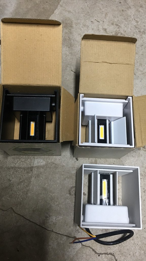 f2c52aa5-0edb-4e14-a6dc-b5b344475b79.jpg