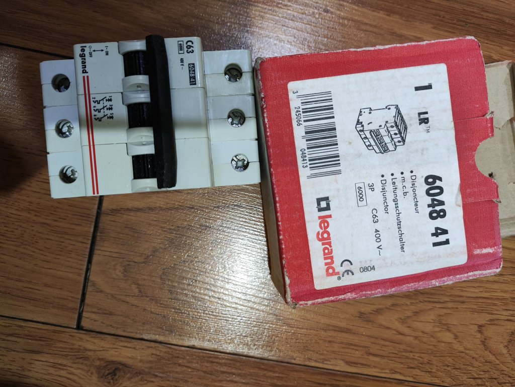 MVIMG_20250616_215919.jpg