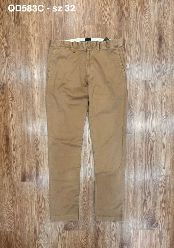 quan-kaki-nam-jcrew (2).jpg