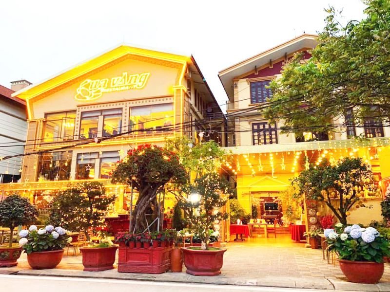 nha-hang-cua-vang 1.jpg