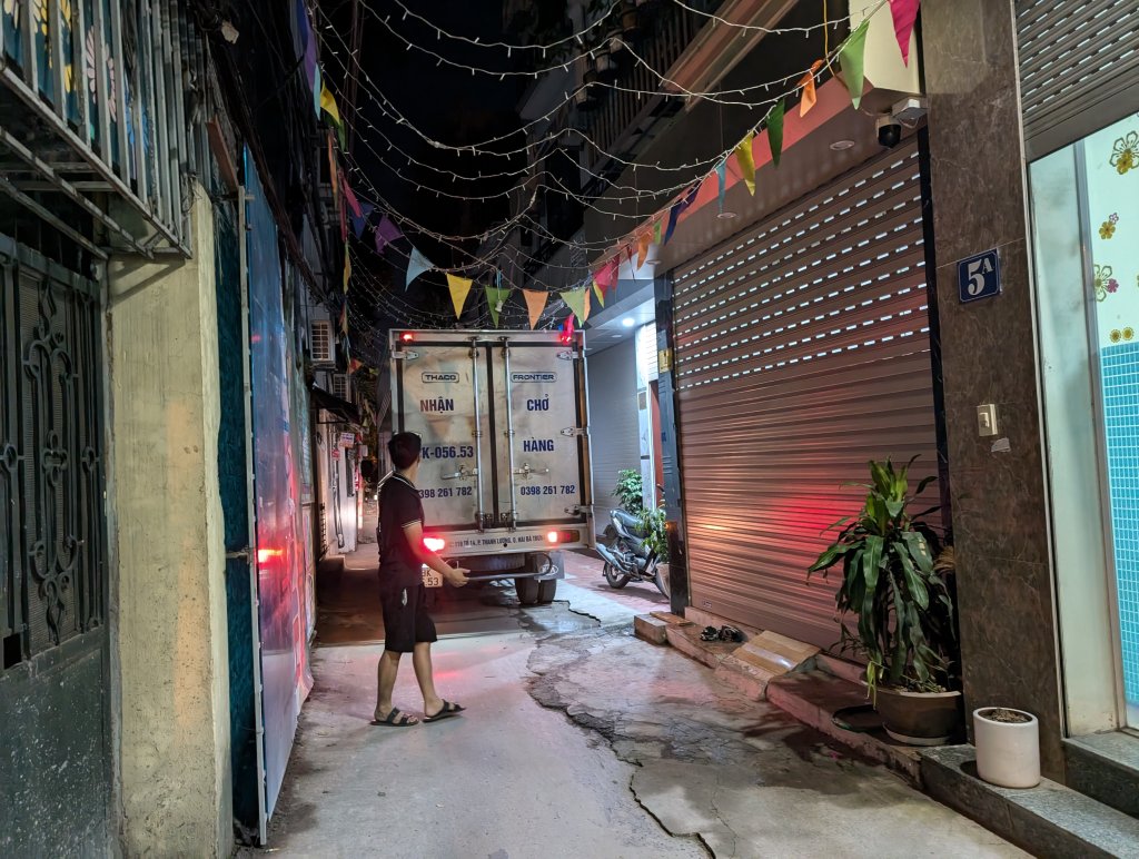 ngo xe tai 2.jpg