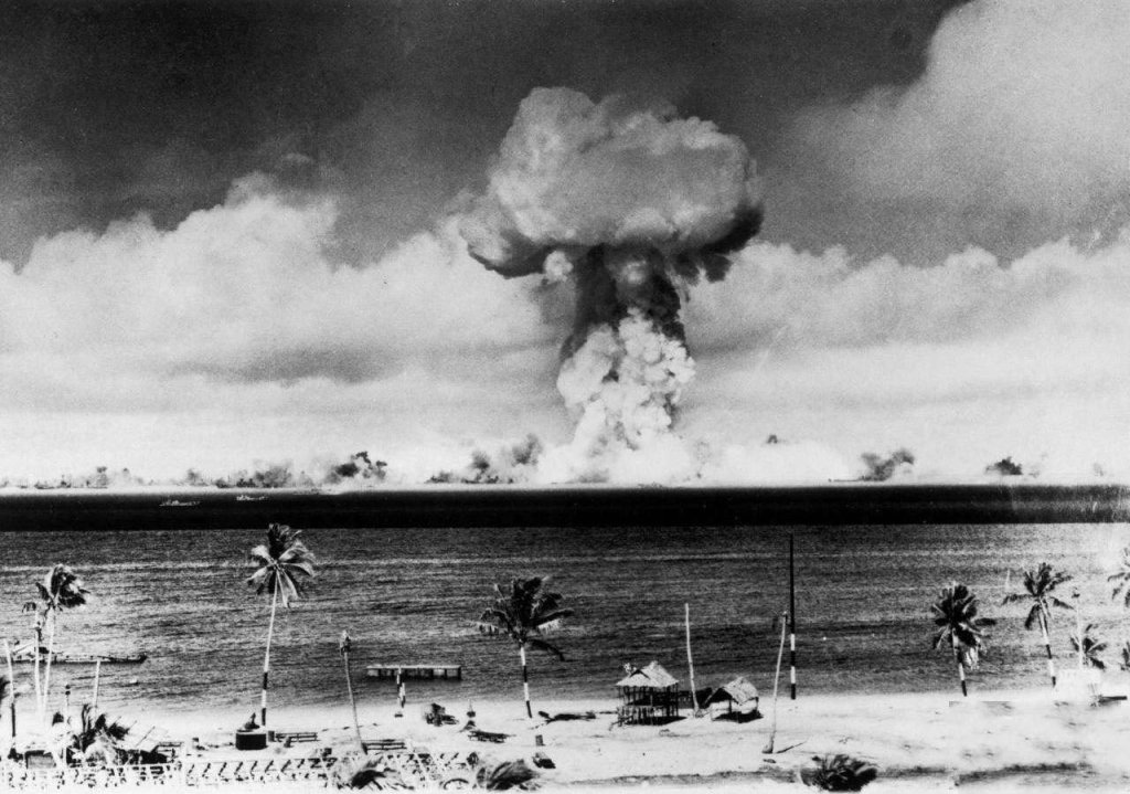 A-Bomb 1946_7_25 (8).jpg