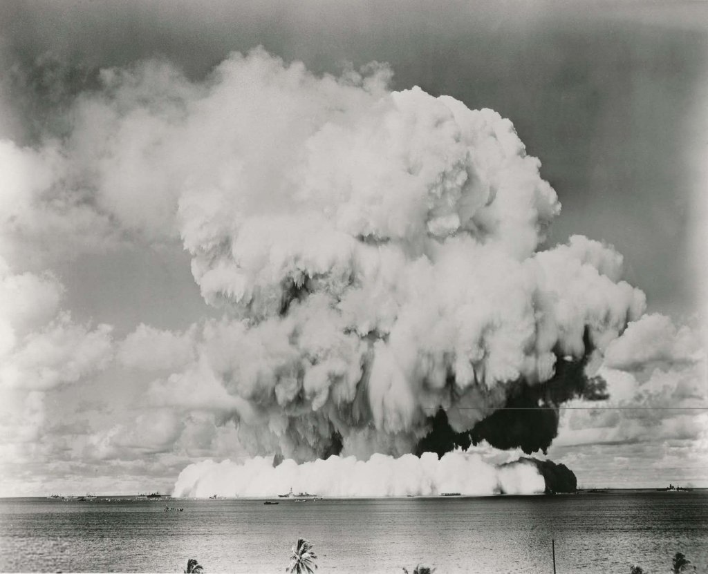 A-Bomb 1946_7_25 (10).jpg