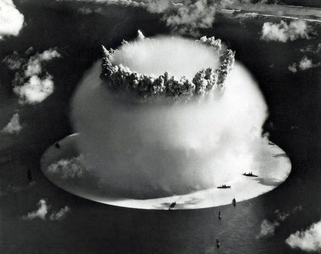 A-Bomb 1946_7_25 (12).jpg