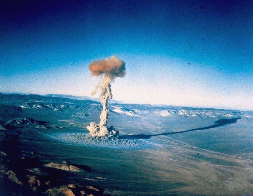 A-Bomb 1951 (4).jpg