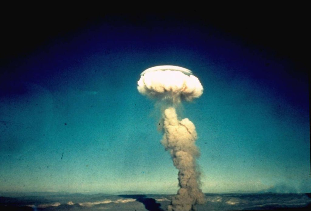 A-Bomb 1951 (5).jpg