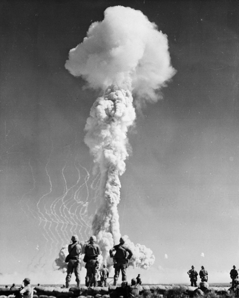 A-Bomb 1951_11_1 (3).jpg