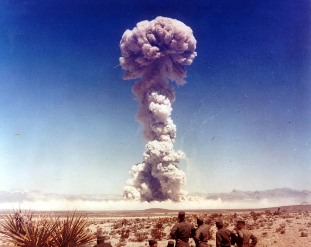 A-Bomb 1951_11_1 (5).jpg