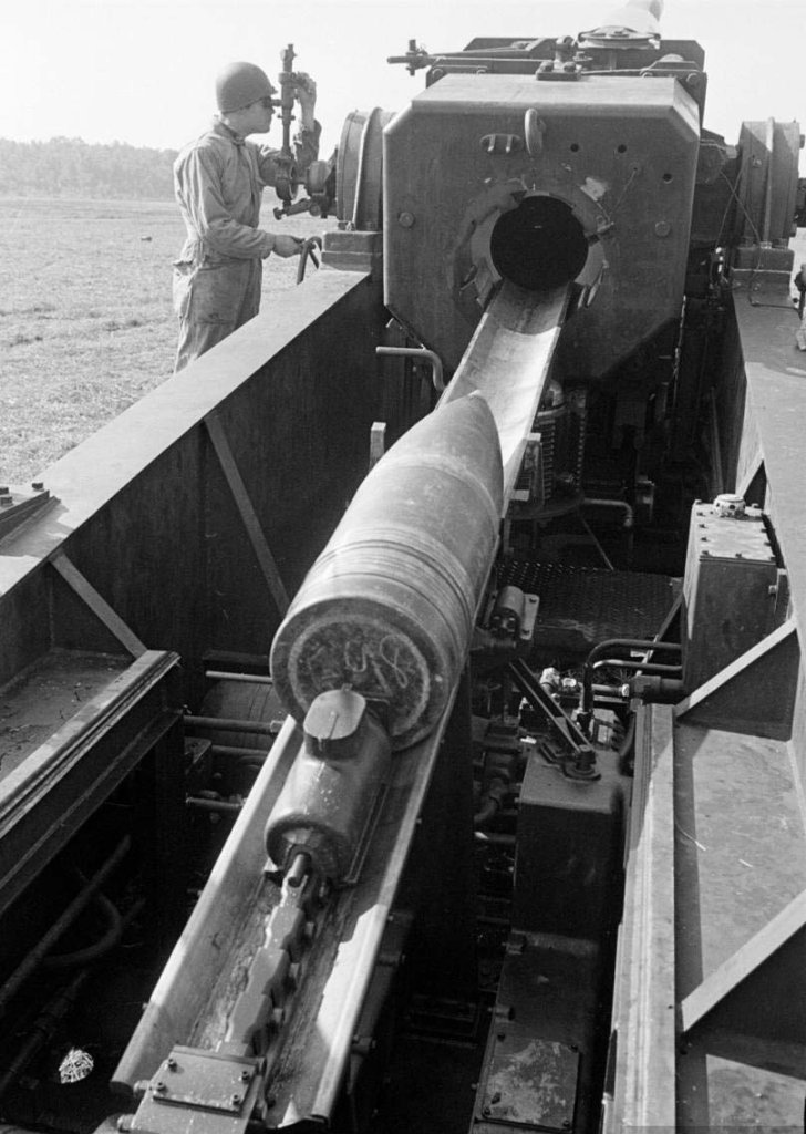 A-Bomb 1952_9 (5).jpg
