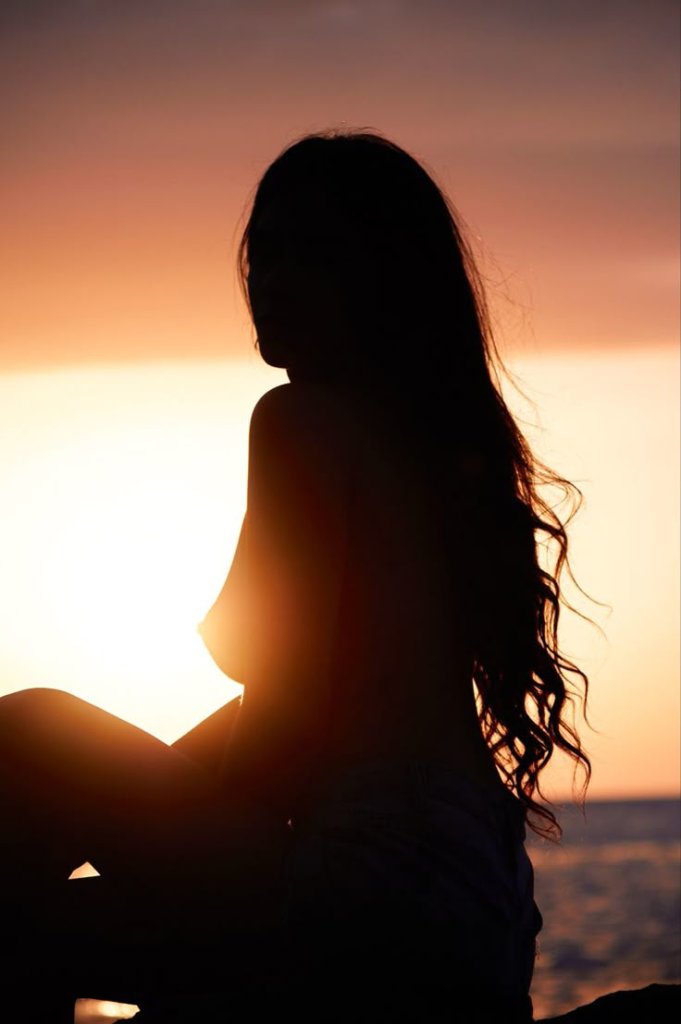 c715a1a2db05077ee3da5b52f3eb290a.jpg